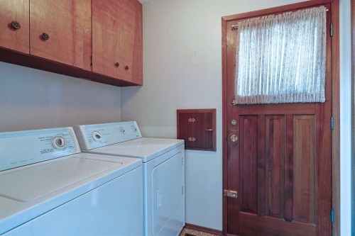 4116 40 Avenue Nw, Calgary, AB 