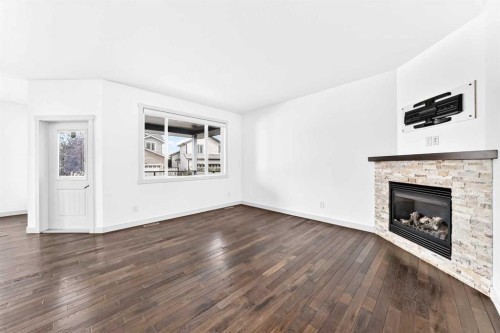 15 Towers Close, Red Deer, AB 
