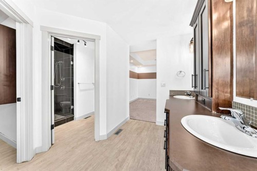 15 Towers Close, Red Deer, AB 