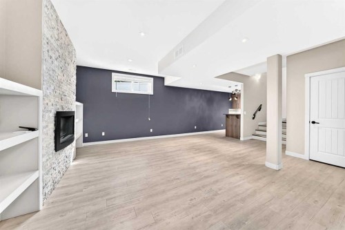 15 Towers Close, Red Deer, AB 