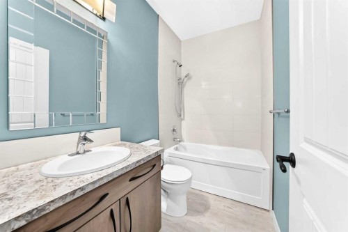 15 Towers Close, Red Deer, AB 