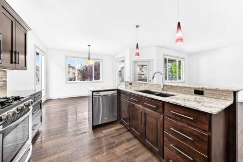 15 Towers Close, Red Deer, AB 