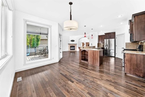 15 Towers Close, Red Deer, AB 