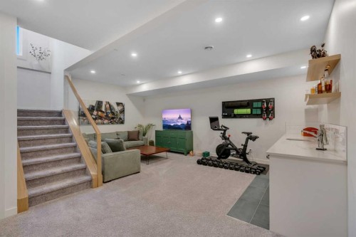 5215 4A Street Sw, Calgary, AB 