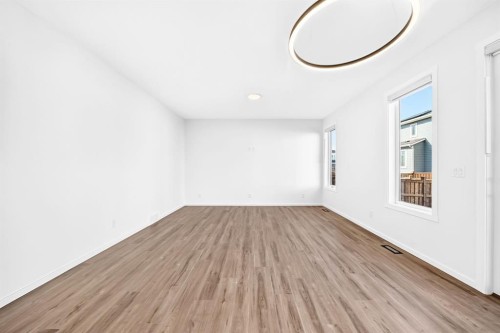 118 Yorkstone Villas Sw, Calgary, AB 