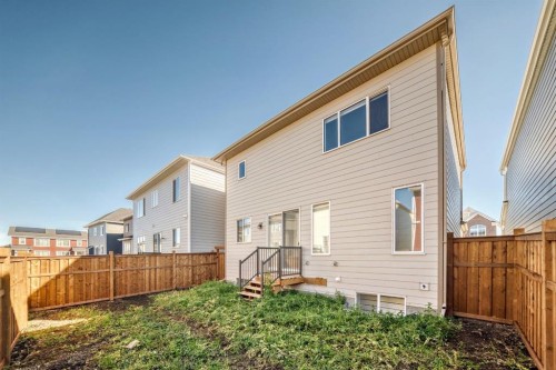 118 Yorkstone Villas Sw, Calgary, AB 