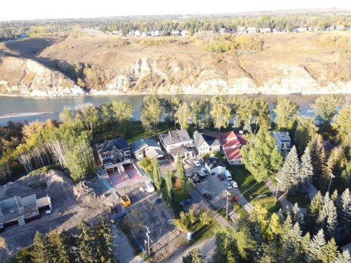 7219 Bow Crescent Nw, Calgary, AB 