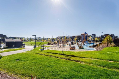 37 Rowmont Common Nw, Calgary, AB 