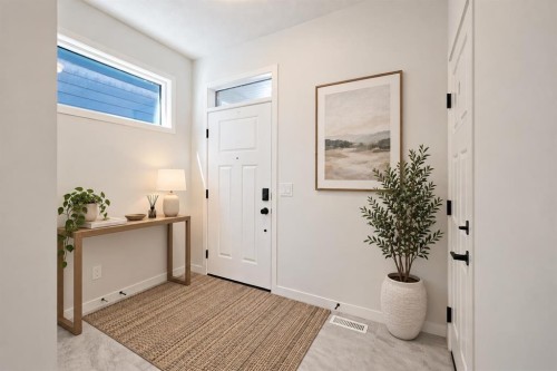 37 Rowmont Common Nw, Calgary, AB 