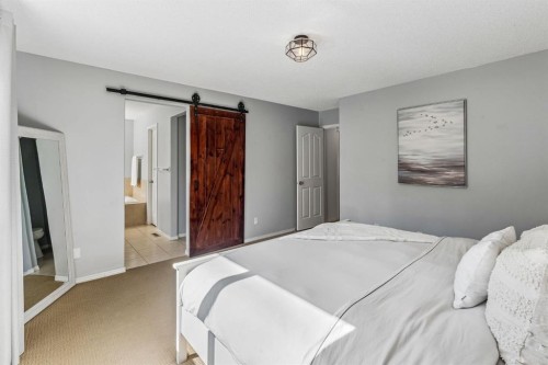 127 Ridge View Green, Cochrane, AB 