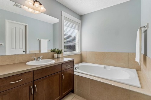127 Ridge View Green, Cochrane, AB 