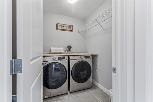 264 Riviera Way, Cochrane, AB 