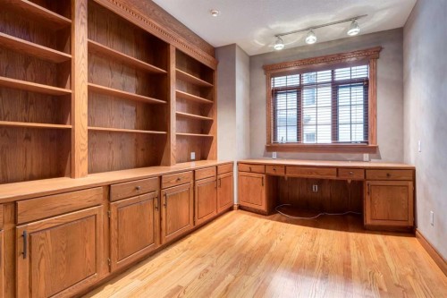 5720 Buckboard Road Nw, Calgary, AB 