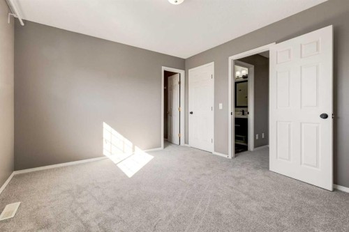 87 Royal Elm Way Nw, Calgary, AB 