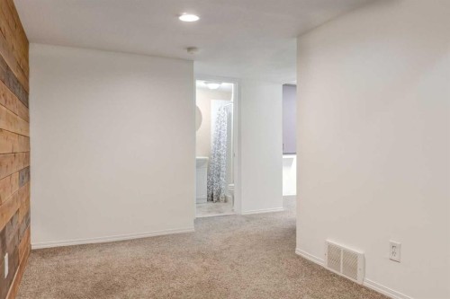 87 Royal Elm Way Nw, Calgary, AB 