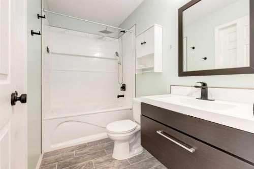 87 Royal Elm Way Nw, Calgary, AB 