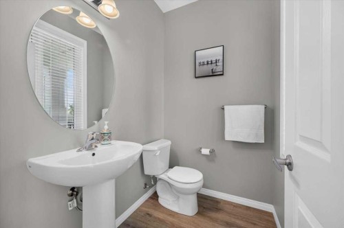 33 Yorkville Green Sw, Calgary, AB 
