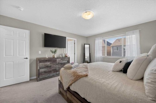 33 Yorkville Green Sw, Calgary, AB 