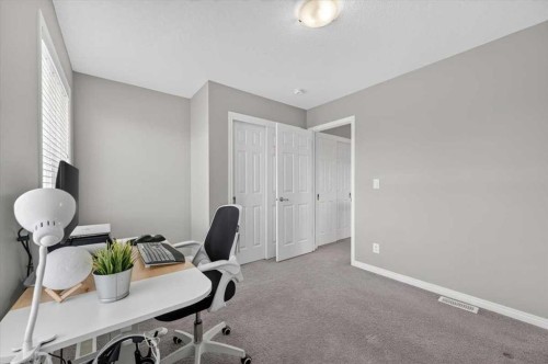 33 Yorkville Green Sw, Calgary, AB 