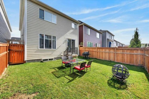 33 Yorkville Green Sw, Calgary, AB 
