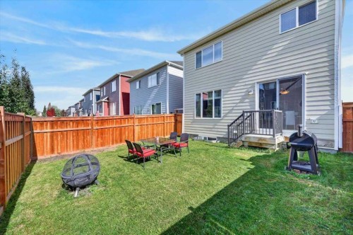 33 Yorkville Green Sw, Calgary, AB 