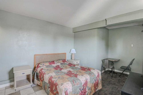 2107 16 Avenue Nw, Calgary, AB 