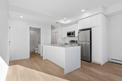 4216-8500 19 Avenue  Calgary, AB T2A 7V1