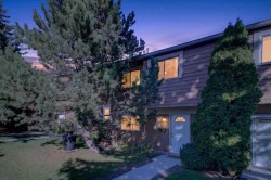 61-4940 39 Avenue SW Calgary, AB T3E 6M7