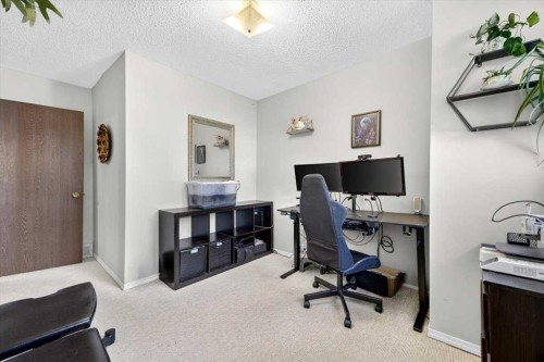 61-4940 39 Avenue Sw, Calgary, AB 
