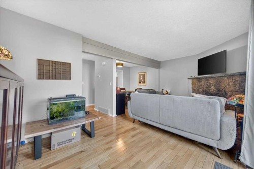 61-4940 39 Avenue Sw, Calgary, AB 