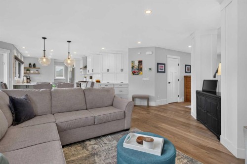 113 Hidden Creek Park Nw, Calgary, AB 