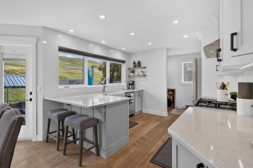 113 Hidden Creek Park Nw, Calgary, AB 