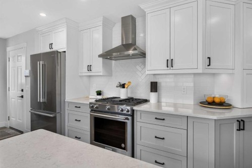 113 Hidden Creek Park Nw, Calgary, AB 