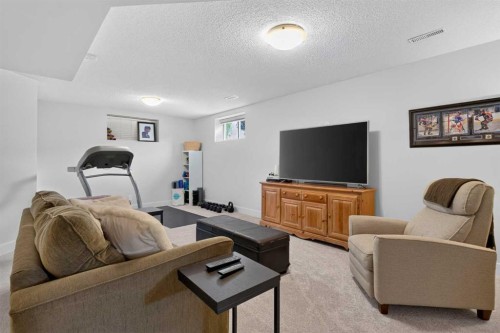 113 Hidden Creek Park Nw, Calgary, AB 