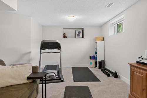 113 Hidden Creek Park Nw, Calgary, AB 
