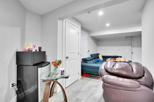 215 Savanna Parade Ne, Calgary, AB 