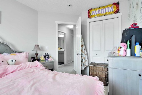 215 Savanna Parade Ne, Calgary, AB 