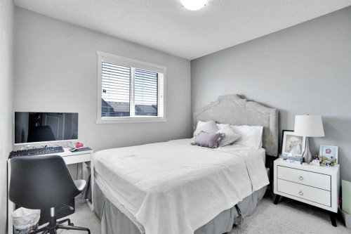 215 Savanna Parade Ne, Calgary, AB 