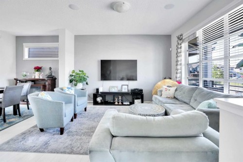 215 Savanna Parade Ne, Calgary, AB 