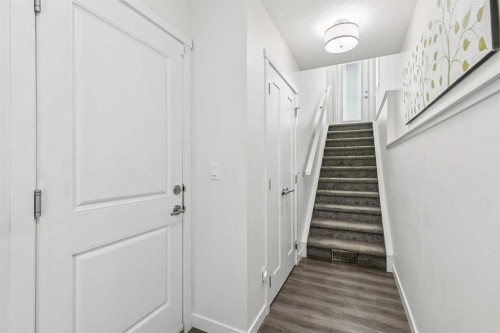 111 Shawnee Common Sw, Calgary, AB 
