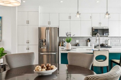 111 Shawnee Common Sw, Calgary, AB 