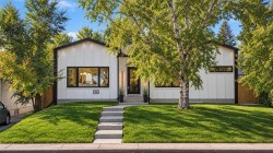 88 Cheyenne Crescent NW Calgary, AB T2L 0Z2