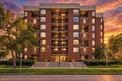 106-1123 13 Avenue SW Calgary, AB T2R 0L7