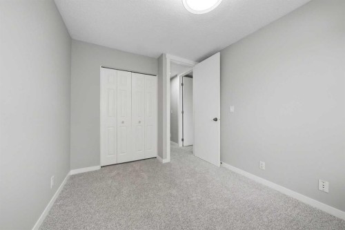 59-6100 4 Avenue Ne, Calgary, AB 
