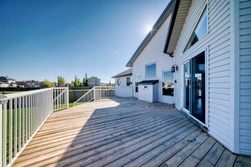 12 Welshimer Crescent Ne, Langdon, AB 