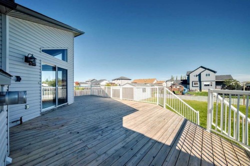 12 Welshimer Crescent Ne, Langdon, AB 