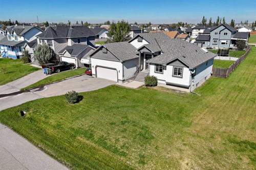 12 Welshimer Crescent Ne, Langdon, AB 