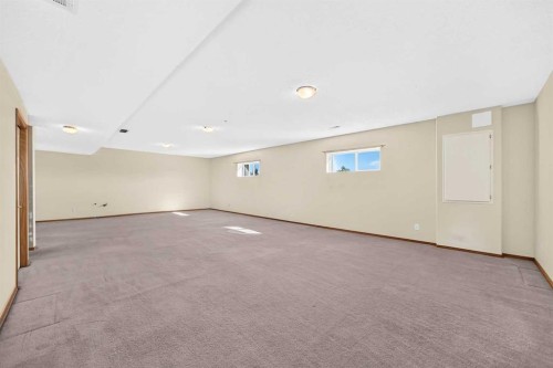 12 Welshimer Crescent Ne, Langdon, AB 