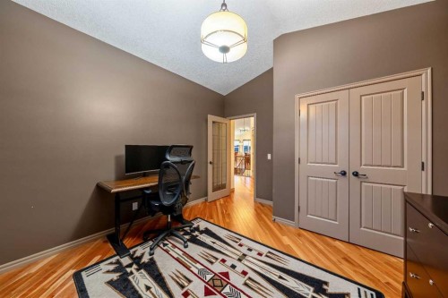 517 Boulder Creek Circle Se, Langdon, AB 