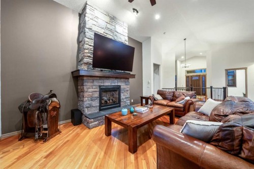 517 Boulder Creek Circle Se, Langdon, AB 